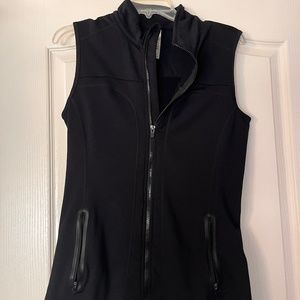 Fabletics Vest with pockets black size M